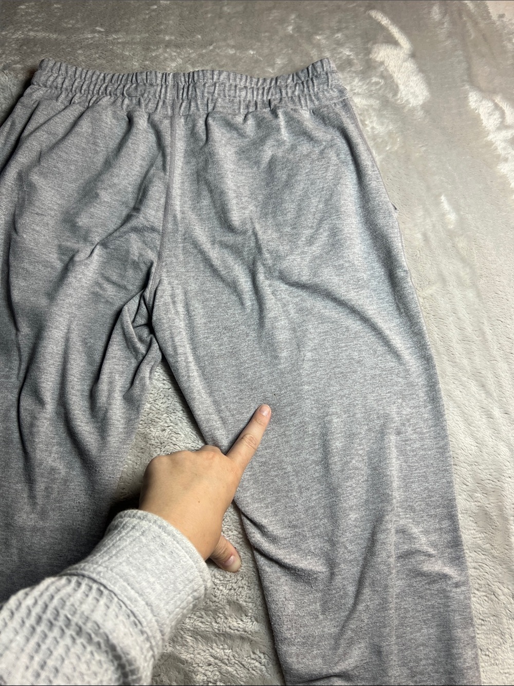 Vuori Womens XS/S* The Rise The Shine Heather Grey Tapered Sweatpants Activewear - Picture 9 of 10